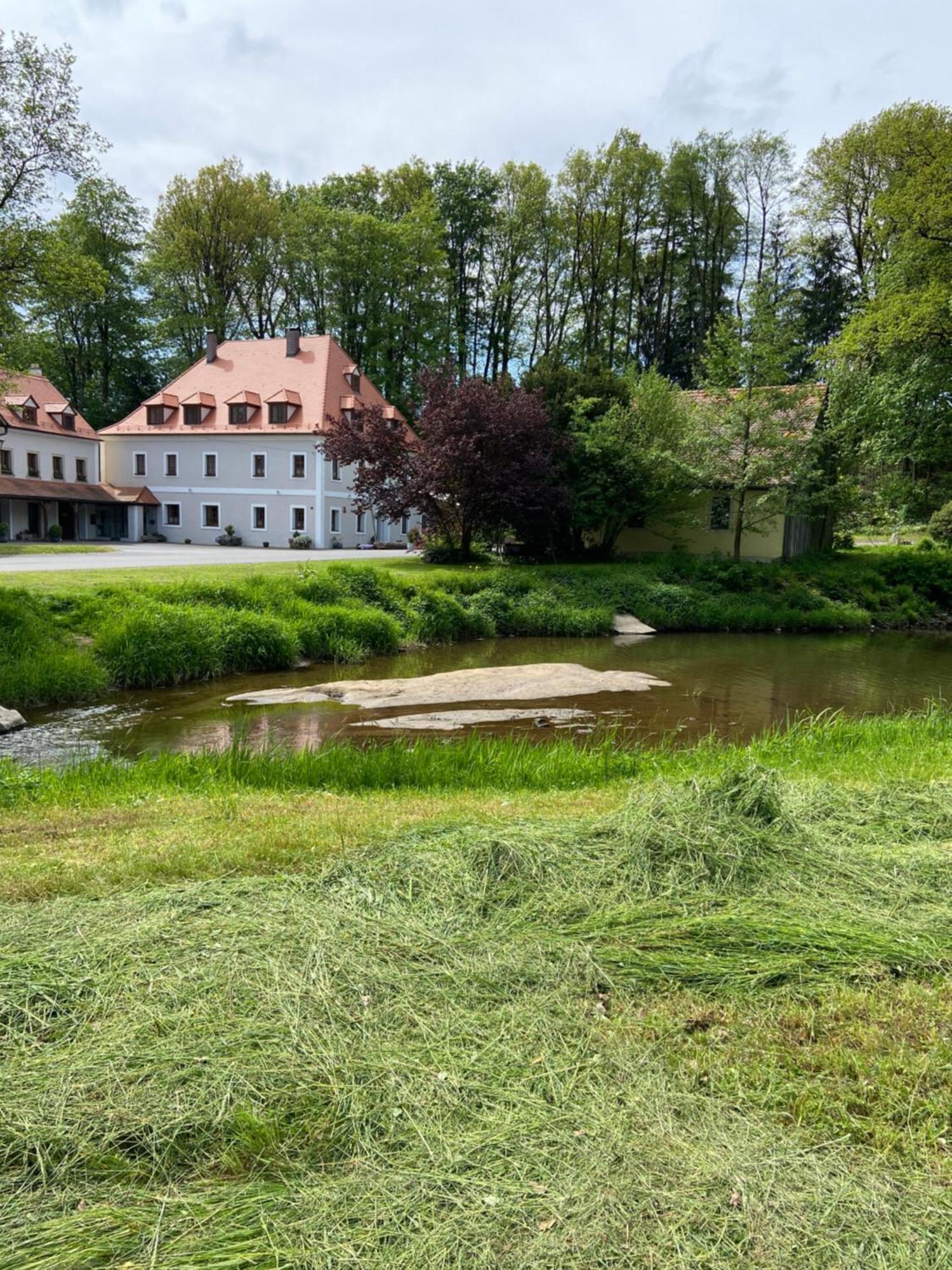 Landhotel Kahrmuehle Pressath Exterior foto
